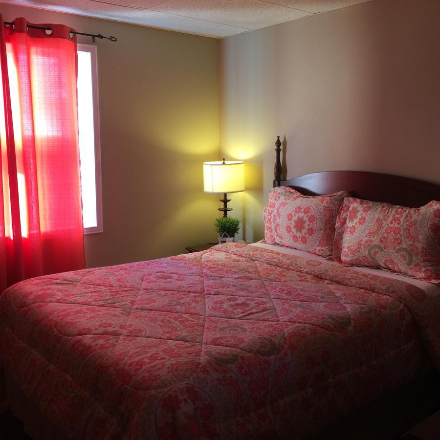 The Falls Family Lodge Niagara Falls Habitación foto